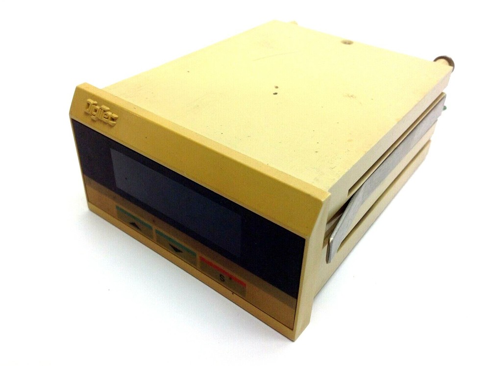 Digitec 2810A-02 Digital Panel Meter