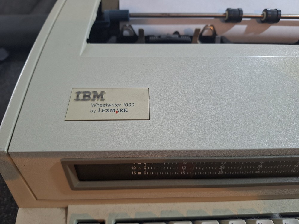 IBM Wheelwriter Lexmark 1000 Typewriter TESTED WORKING