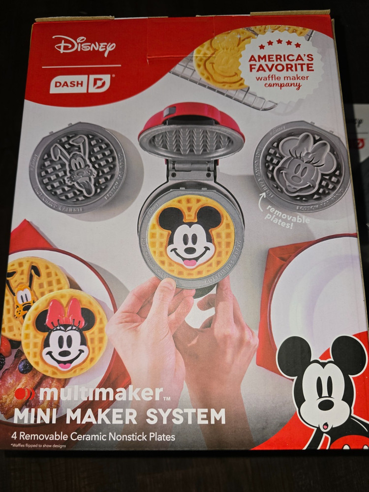 Disney Dash Mickey Minnie Mouse Pluto MultiMaker Mini Maker System + 2 Extra *