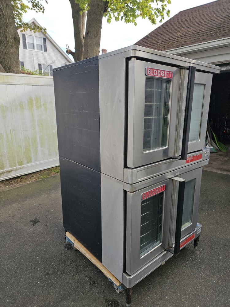Blodgett Bakery Depth Double Full Size Electric Convection Oven
