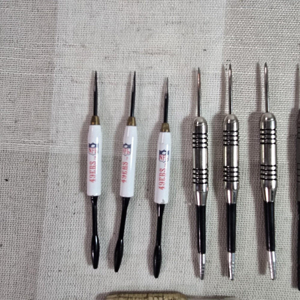 Various Professional Darts w/ Case Including Three 49ers Darts~ 16 pc Set