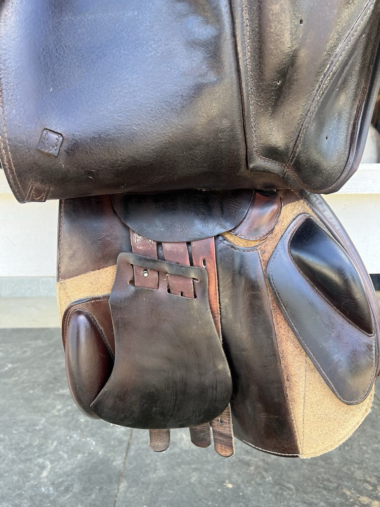 Prestige Eventing Jump Saddle Brown 18”