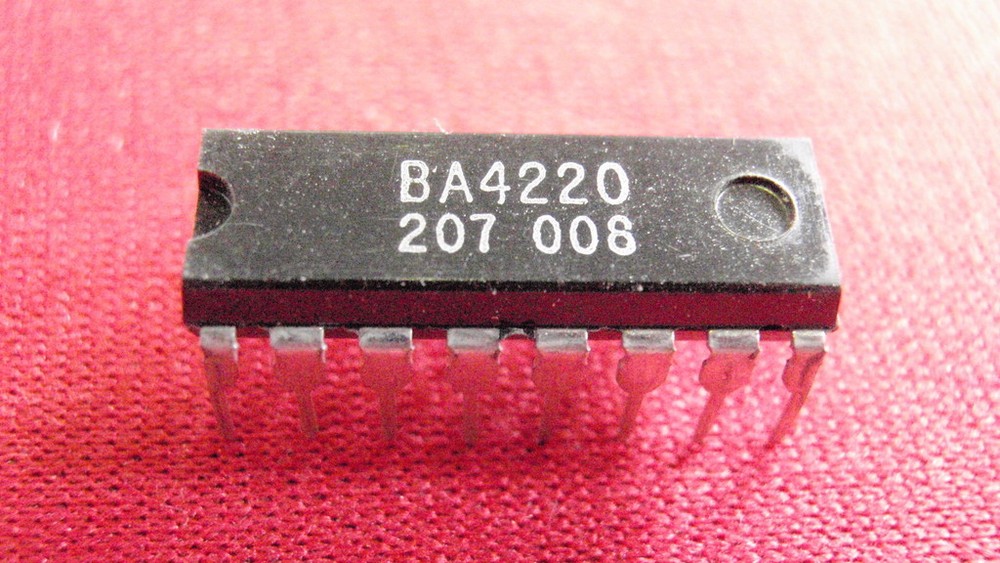 IC BAUSTEIN BA4220 21341-35