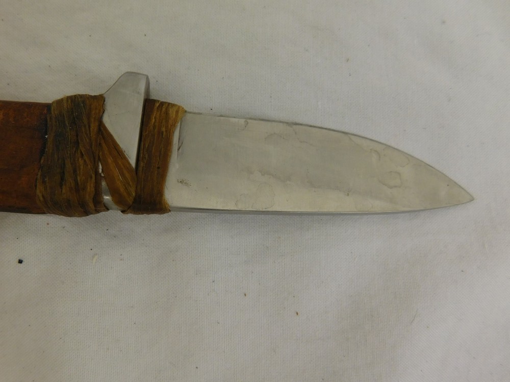 HANDMADE UNBRANDED DROP POINT FIXED KNIFE LEATHER HANDLE 8'' BLACK LACE SHEATH