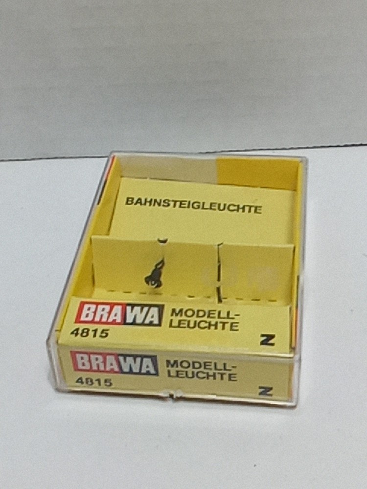 Z Scale BRAWA 4815 Platform Light Wired NIB