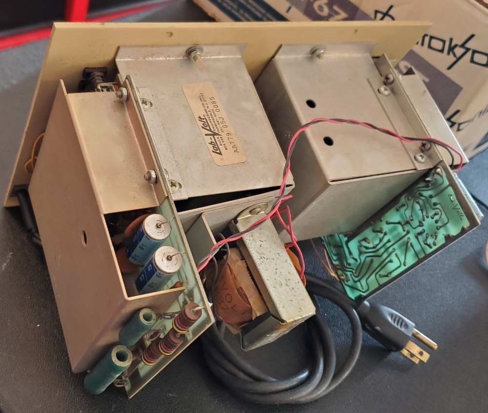 Lab Volt (AA 779) RF/AF Generator (No Case) Powers Up