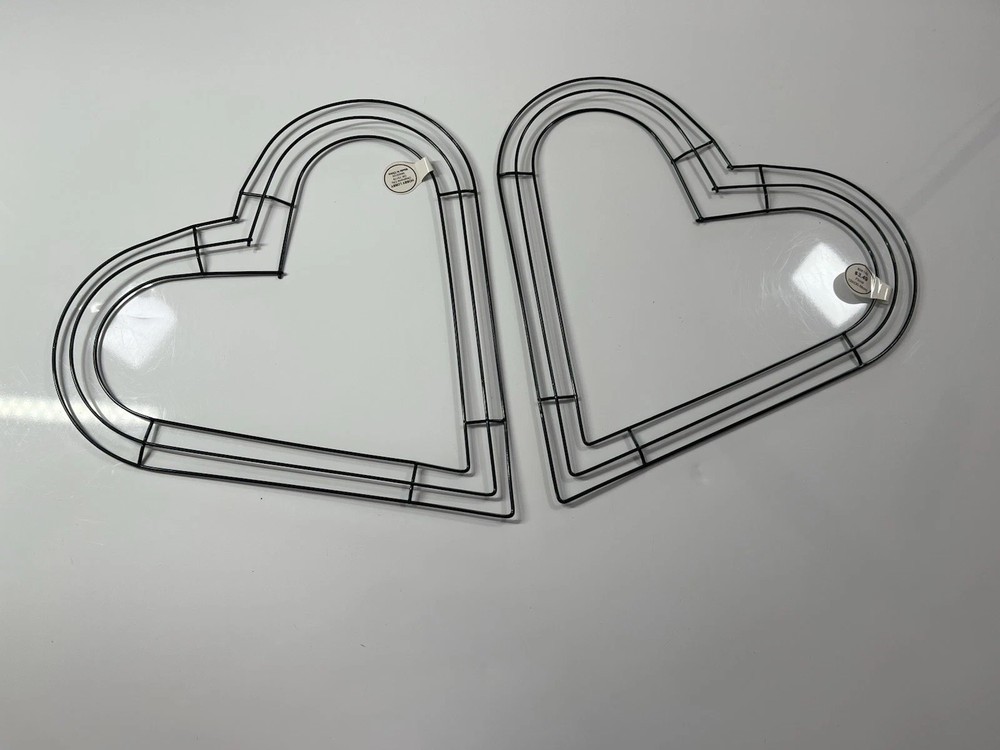 2 New Wreath Frame Decor Rust-proof Heart Shaped Wire Wreath Forms Lightweight