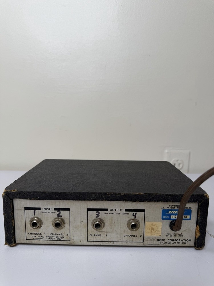 Bose Model 800 Active Equalizer Vintage Preamp Powers On As-Is