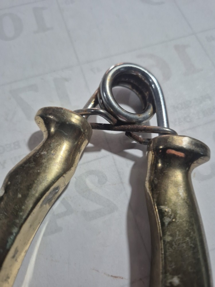 Vintage Solid Brass Exercise Hand Grip Hand Strengthen Exercise Gripper Spring