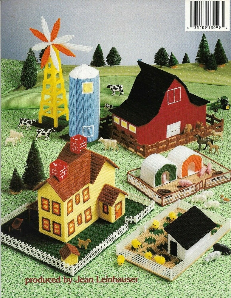 USED FARM BARN PLAY SET 7 DESIGNS PLASTIC CANVAS PATTERN BOOK HTF