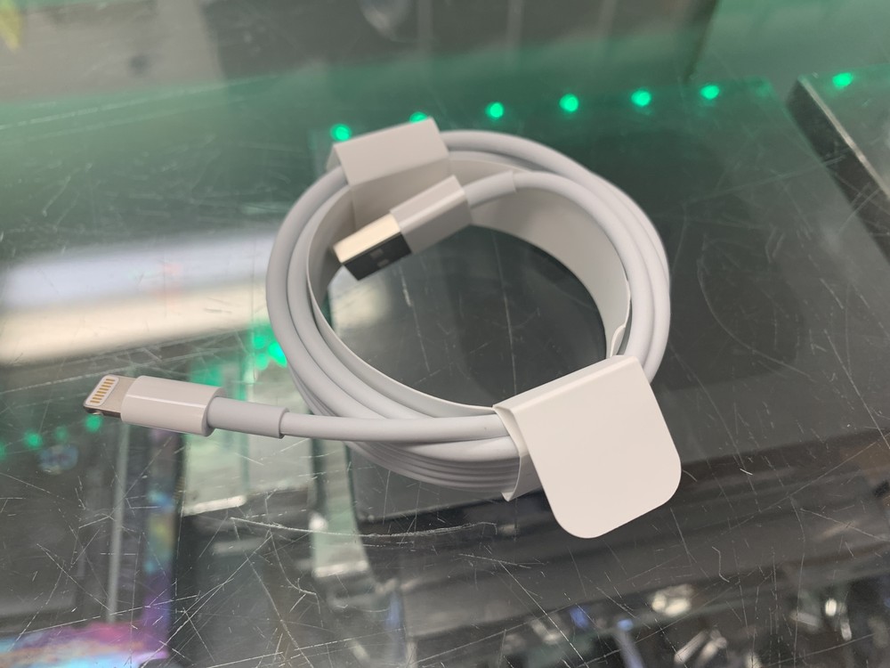 Apple Genuine Lightning to USB Cable (2 m) MD819AM/A Plain Packaging