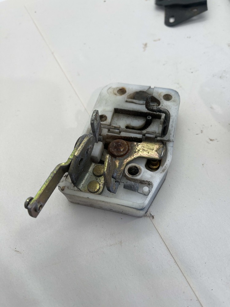1995 ROVER MINI COOPER SPI Door Lock Assembly