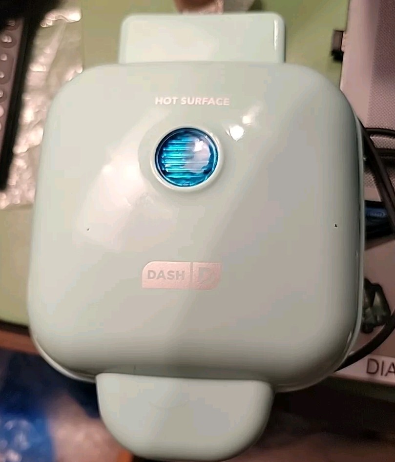 DASH Deluxe Sous Vide Style Egg Bite Maker w/ Silicone Molds Breakfast Aqua