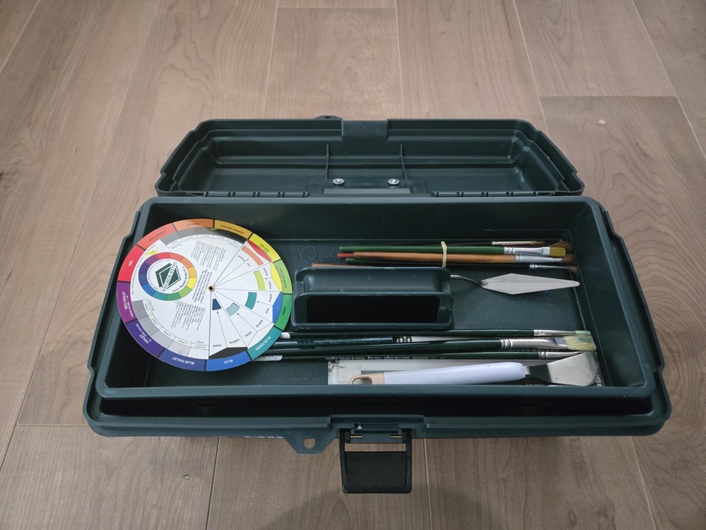 Artbin Storage Box Green With Painting Art Tools Handle