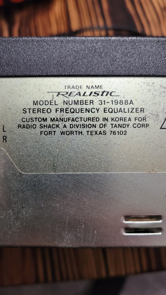 Realistic 31-1988A Five Band Stereo Frequency Equalizer
