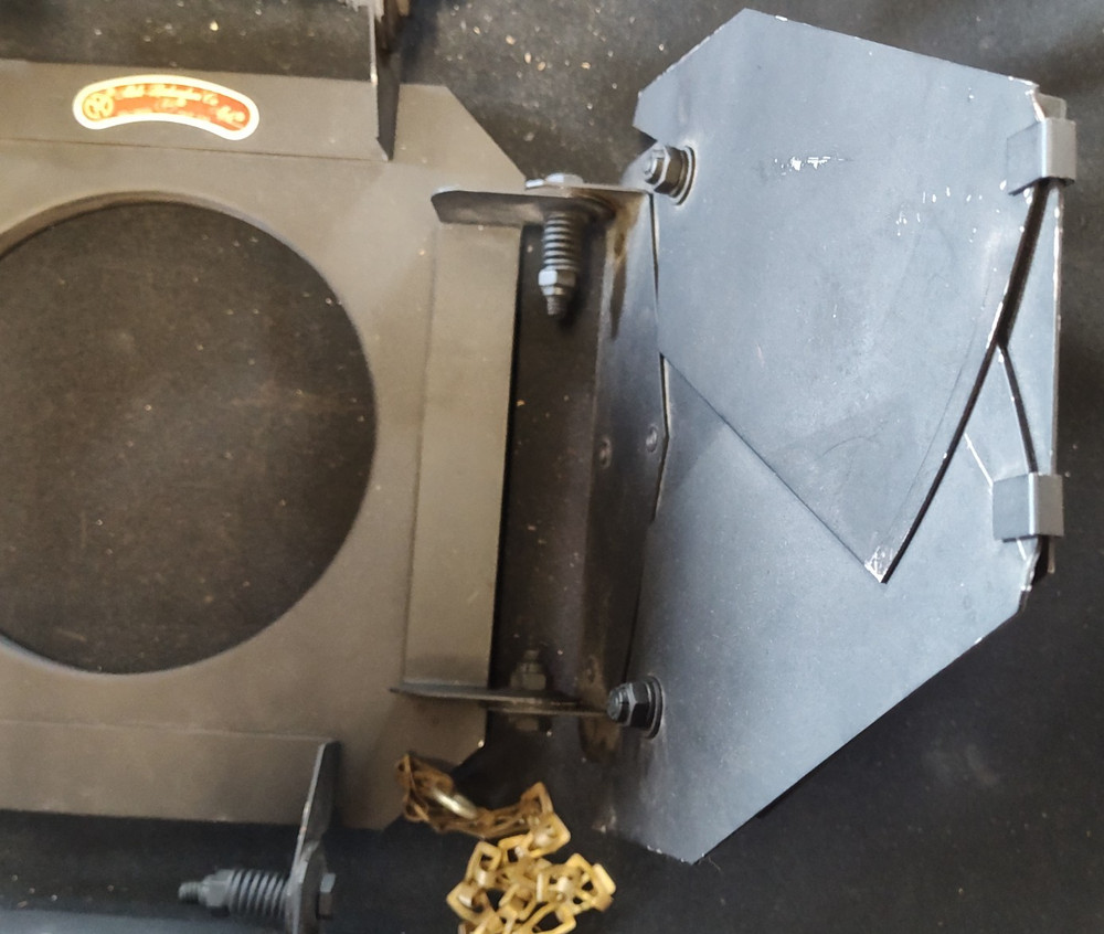 Mole Richardson Barn Doors Light Shield, Mini. With A Chain 407