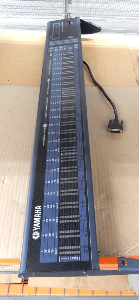 YAMAHA	MB2000 Peak Level Meter Bridge for DM2000 Console - Unit Only