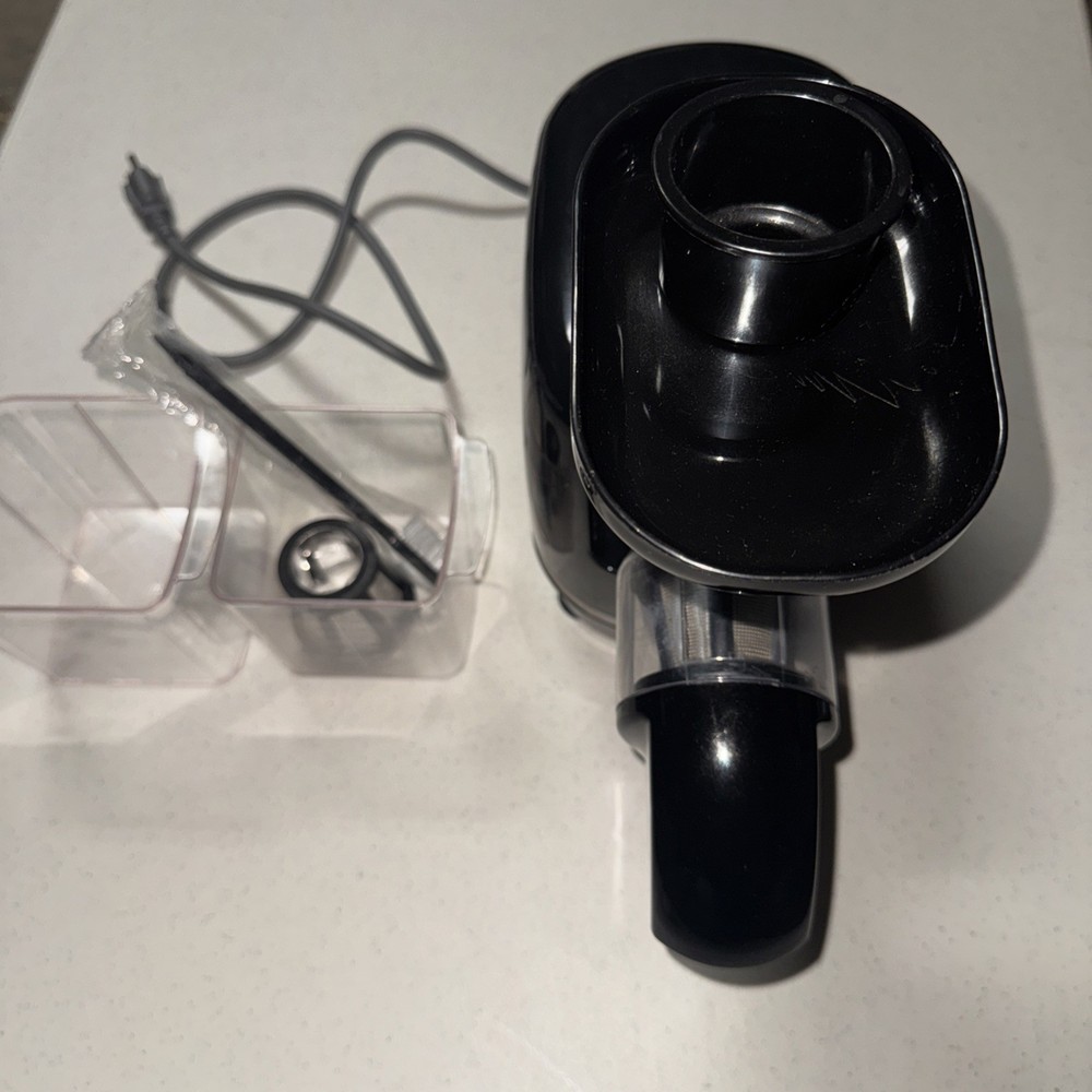 Omega H3000R Slow Juicer Juice Extractor