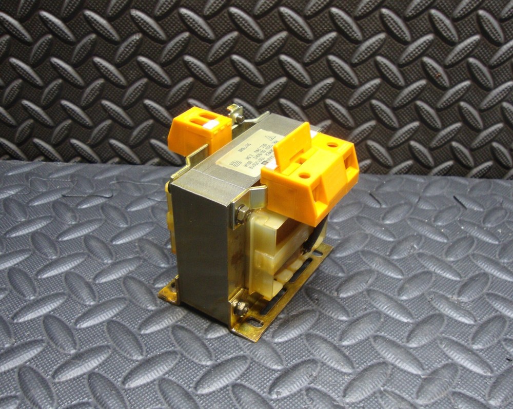 New Waldmann Lighting Transformer 150 125 09 Primary 120, Secondary 24 V