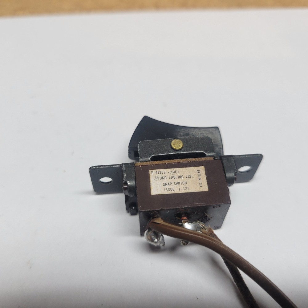 AKAI 4000DS MKll Power switch