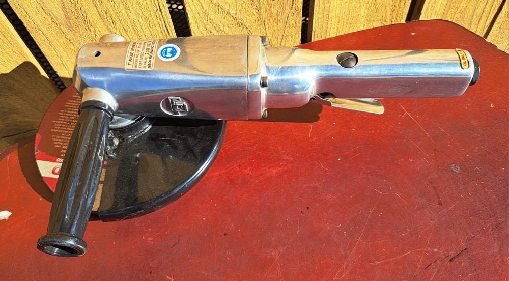 Gison GP-831LN Air 7" Angle Grinder Used