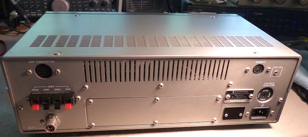 Kenwood R-2000 Communications Receiver