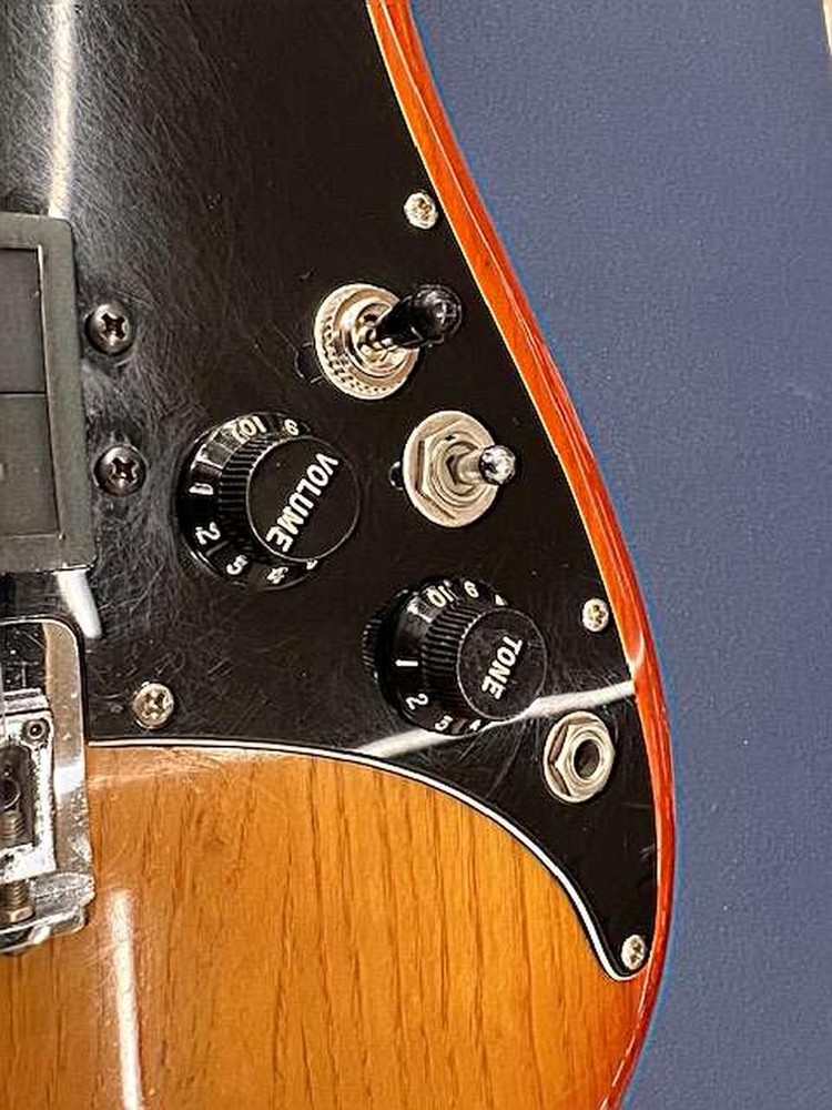 Fender Leadiii Body Type Safe delivery from Japan