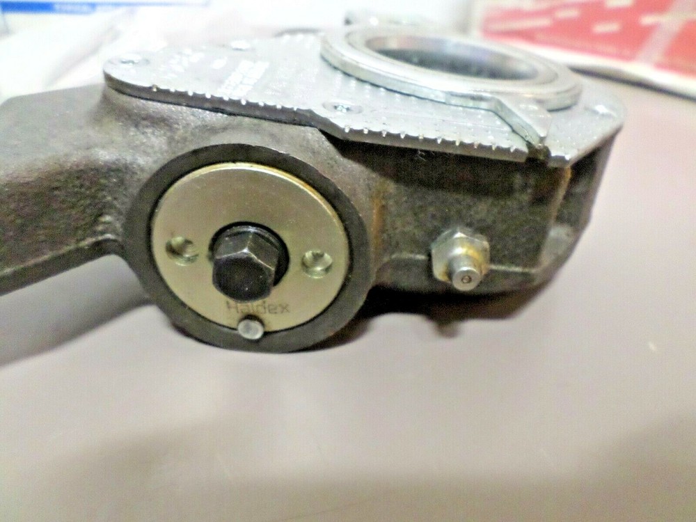 Spicer 815809 Slack Adjuster and Bracket Kit