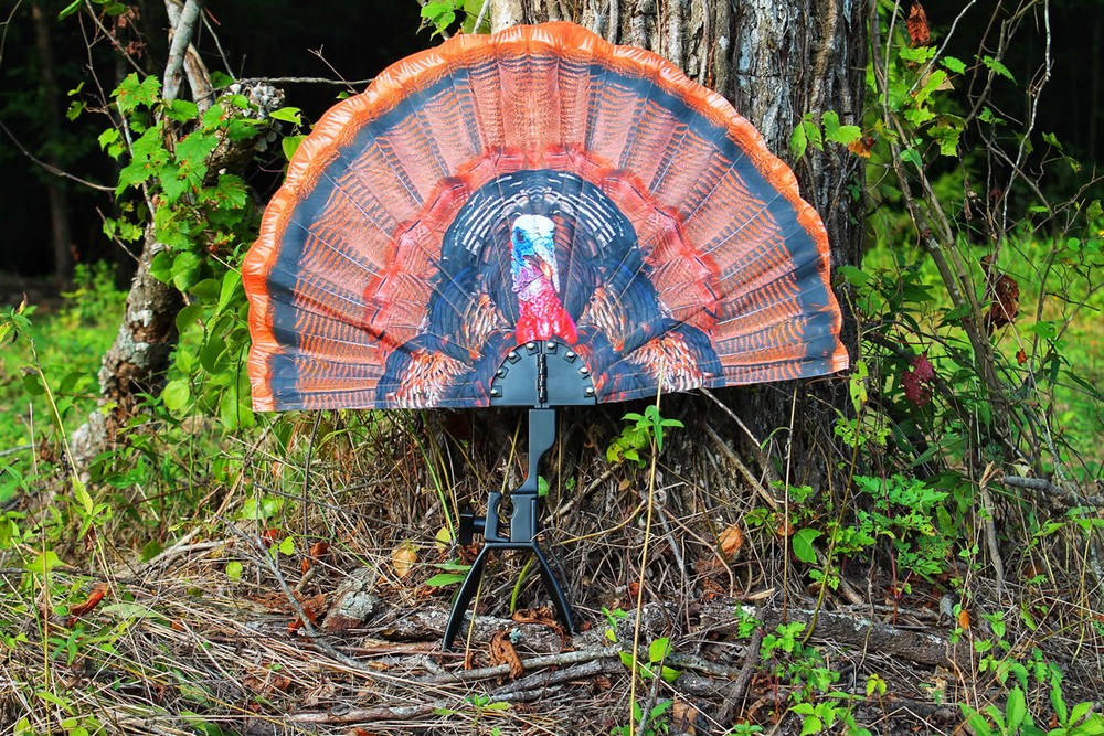 MOJO OUTDOORS TAIL CHASER MAX TURKEY DECOY HW 2453 NEW !!!!