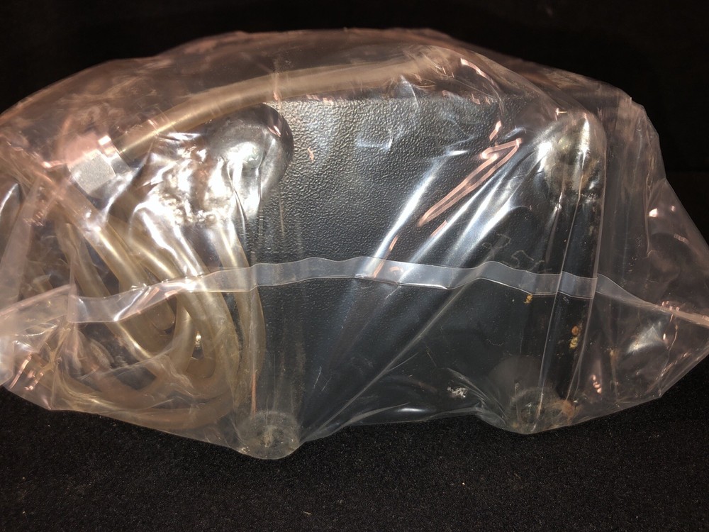 ADVANCED MICRO INSTRUMENTS Portable Percent OXYGEN ANALYZER Model 111 Series