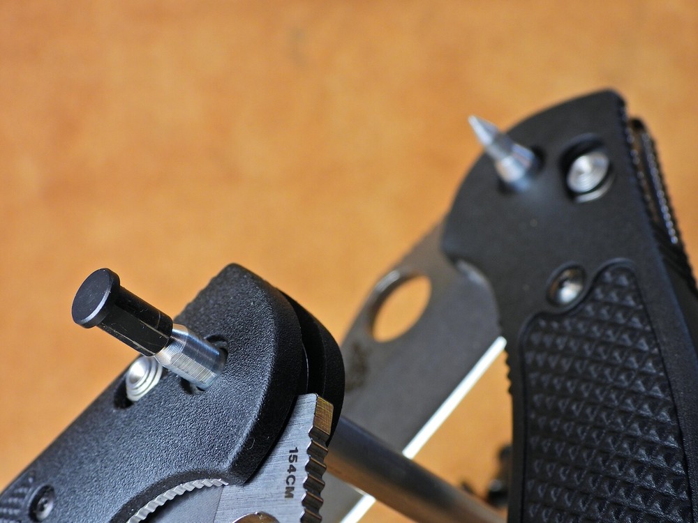 Pivot Alignment Tool for Axis lock knives - Scale Swap Cheat Code for Benchmade