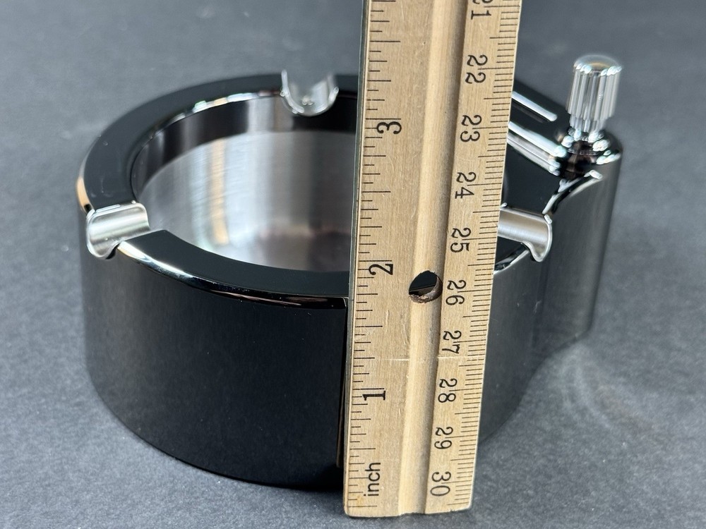 HONEST Ash Tray & Lighter