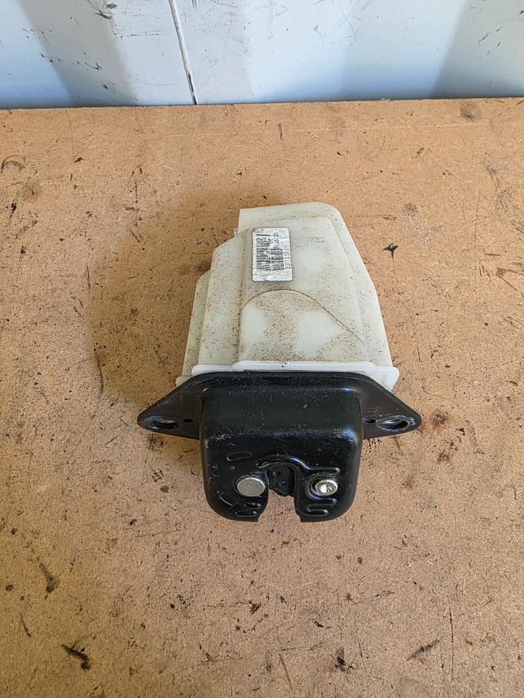 Honda Civic MK8 2006 -11 BOOT TAILGATE LATCH LOCK CATCH A7