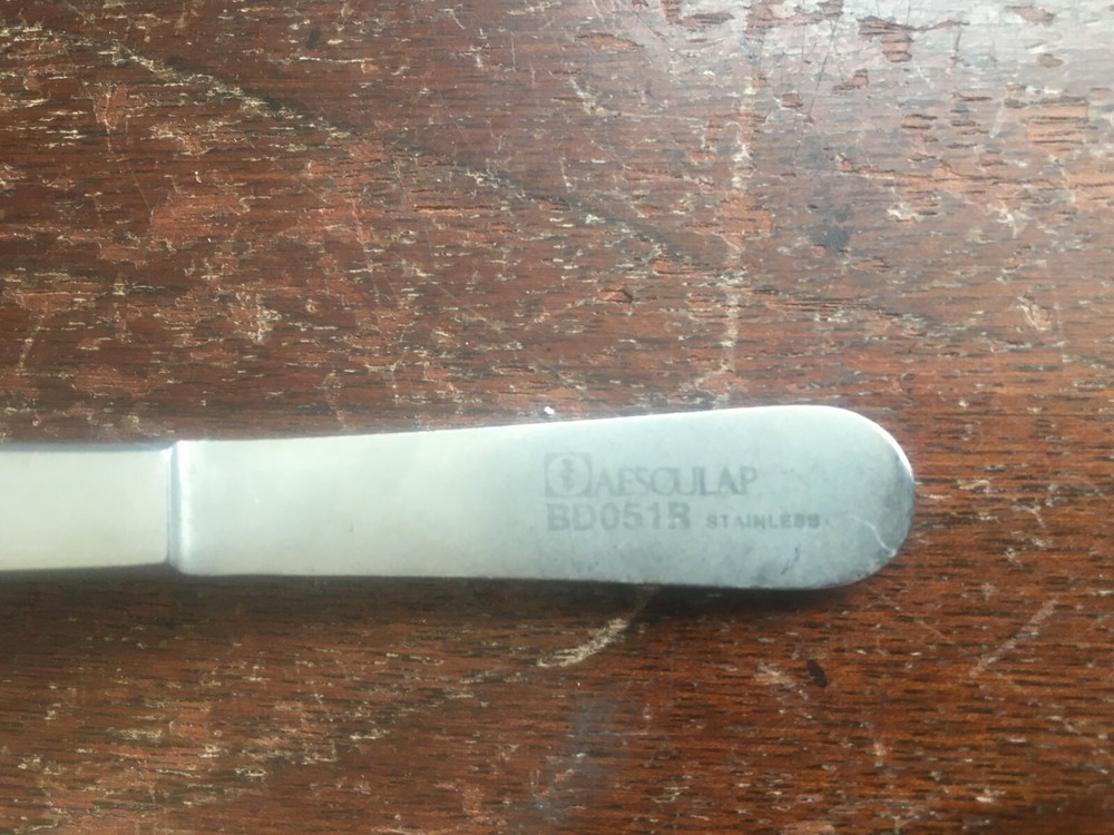 Aesculap Dressing Forceps BD051R