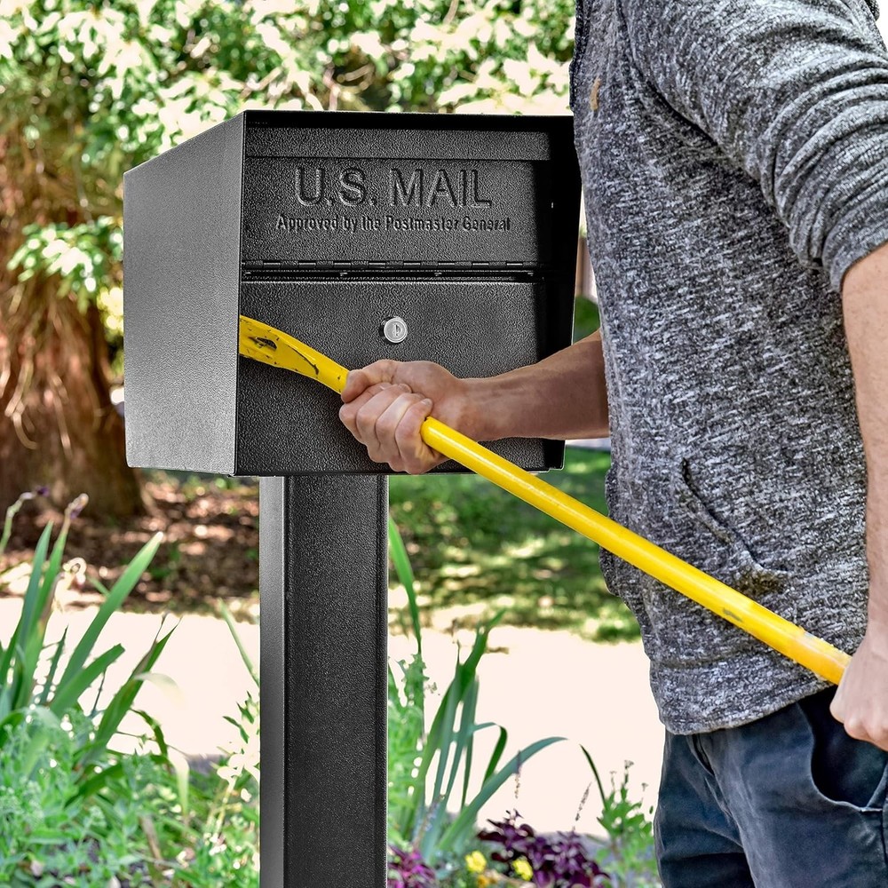 Locking Curbside Mailbox, Black Steel Construction