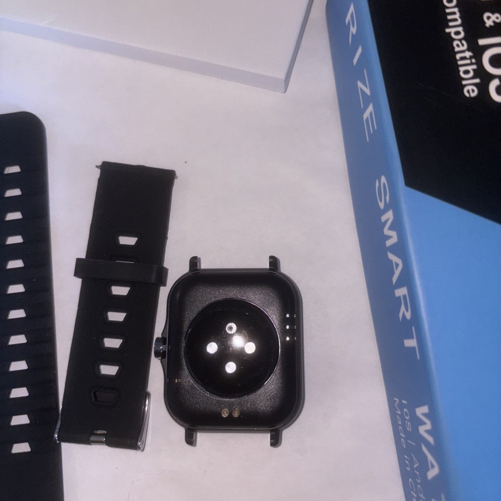RIZE Android iOS Compatible SMART WATCH— New in Box