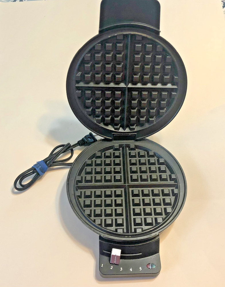 Cuisinart WMR-CA Waffle Maker, 5 Settings, Stainless, Nonstick, Indicator Lights