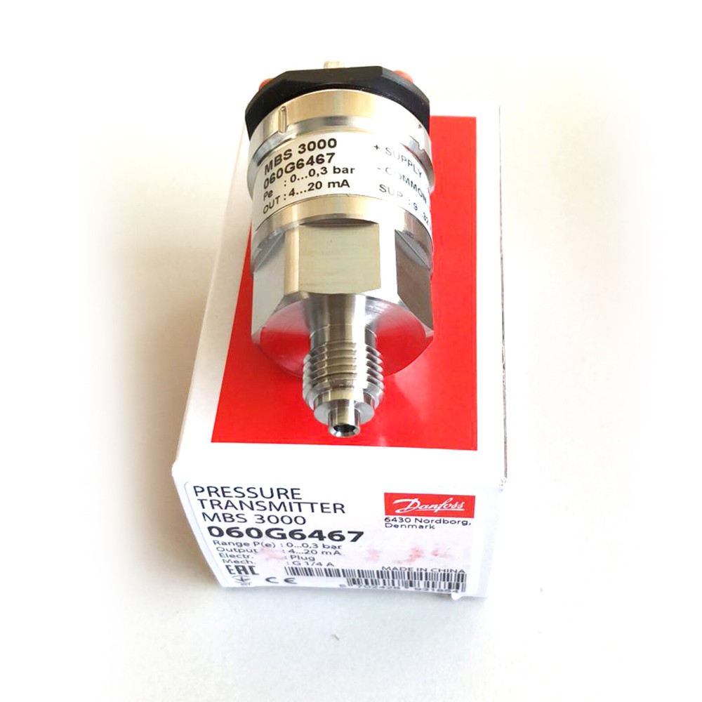 1PC DANFOSS MBS 3000 060G6467 Pressure Transmitter New--