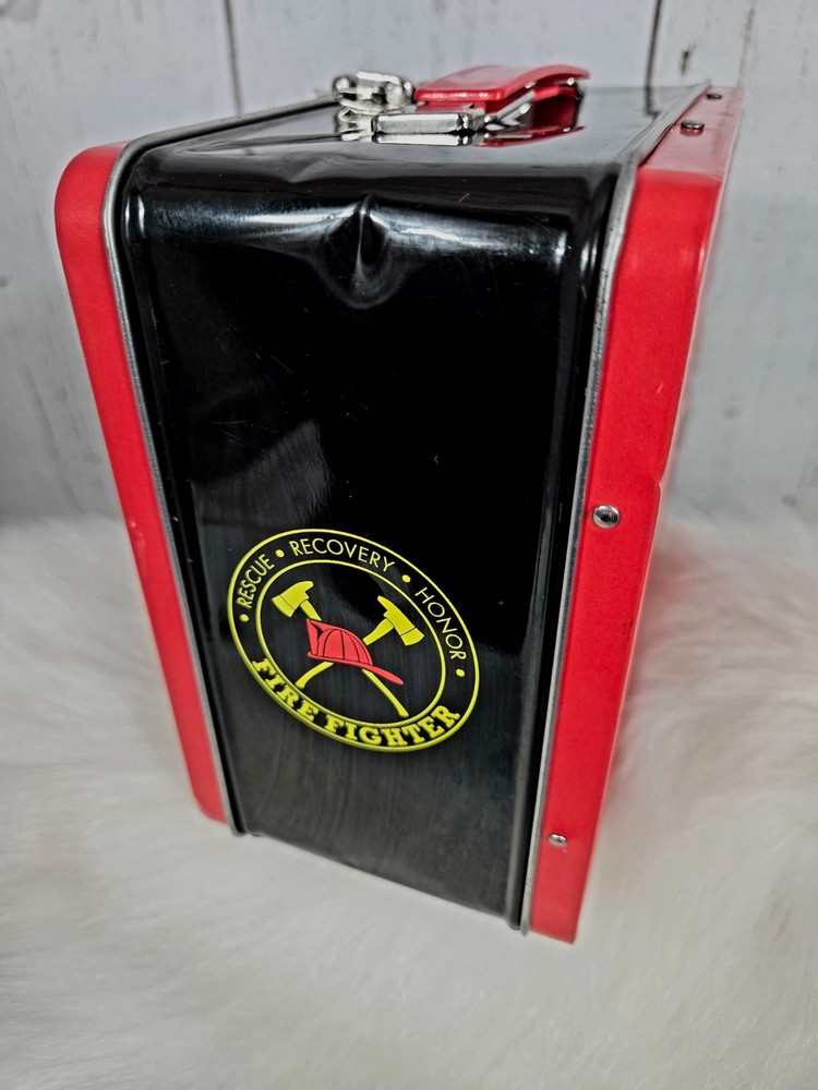 2014 AQUARIUS DESIGNED FIREFIGHTER METAL LUNCH BOX