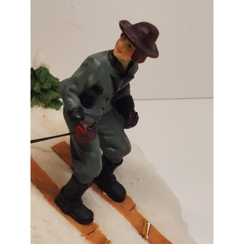 Ski Down Slop Figurine - 3"