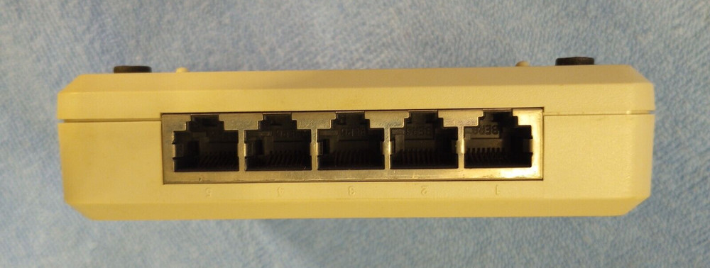 Kingston Networking Hub KNE-5TP/H