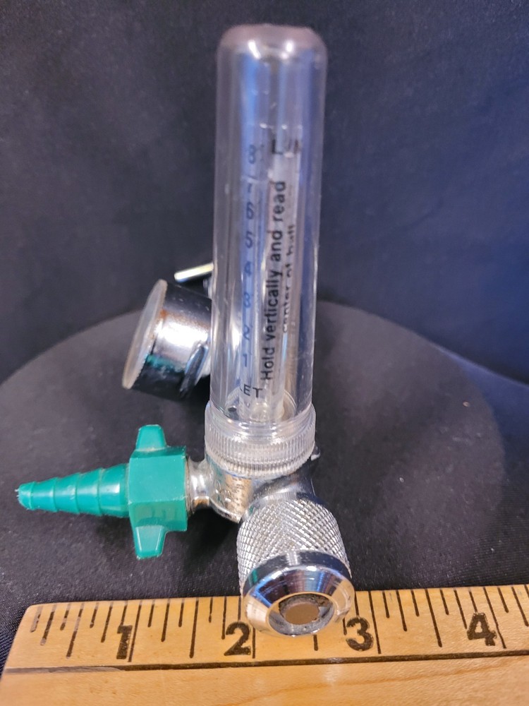 Erie Oxgen Regulator with Flowmeter