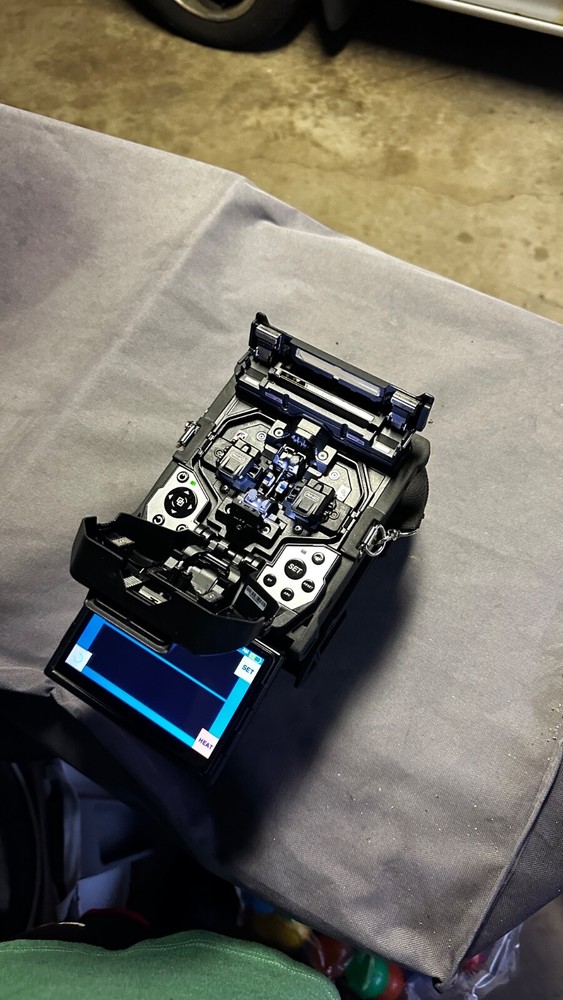 fusion splicer