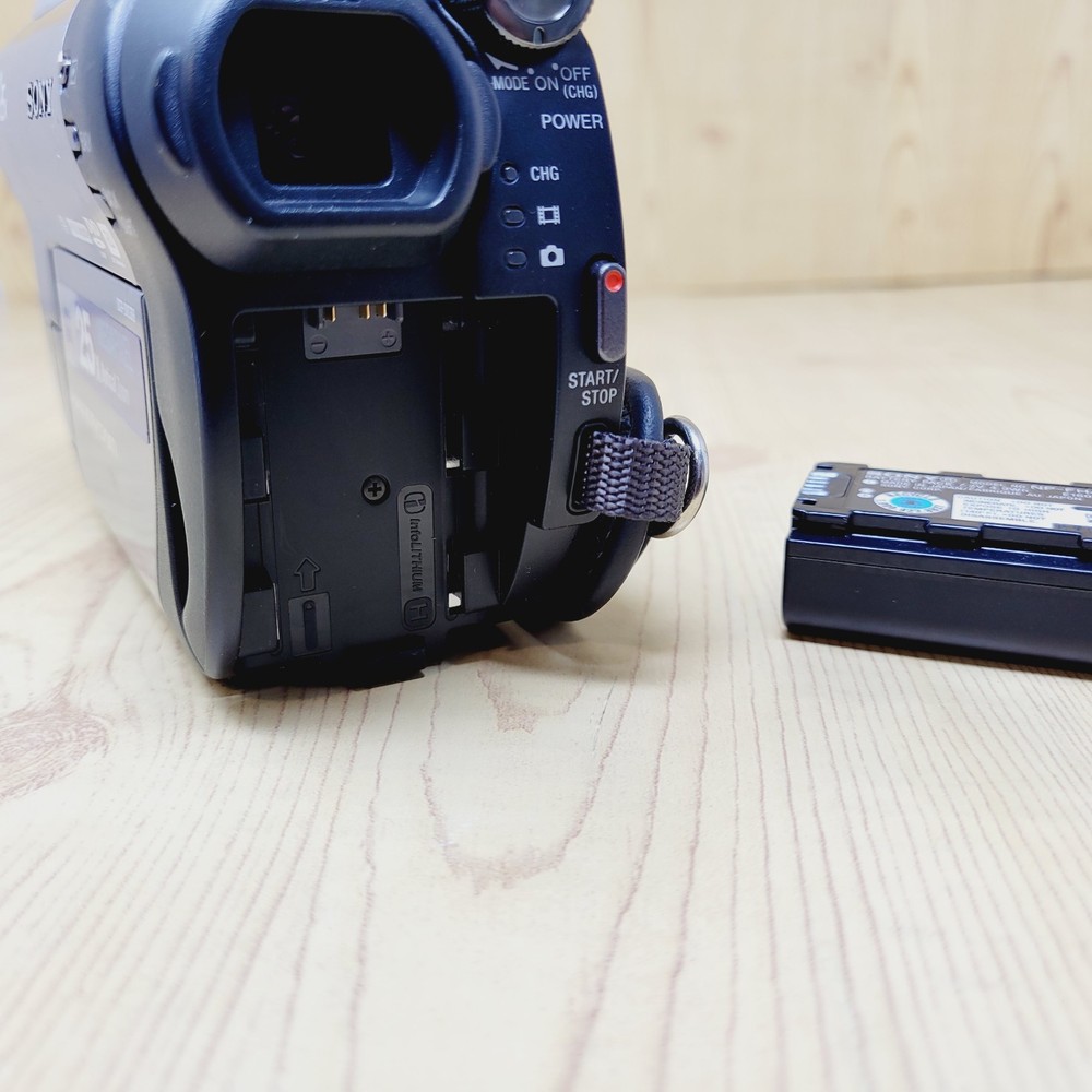 Sony Handycam DCR-DVD308 Untested AS-IS