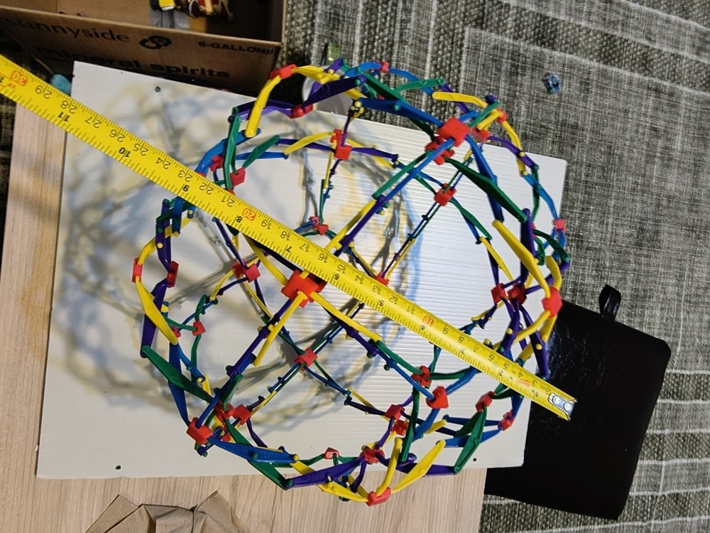 Hoberman Expanding Mini Sphere Toy