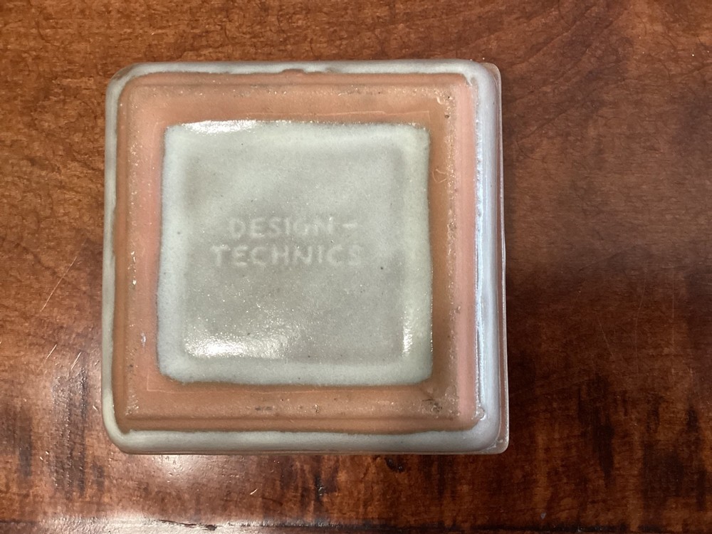 Design Technics Lee Rosen Ceramic/Pottery Box with Lid