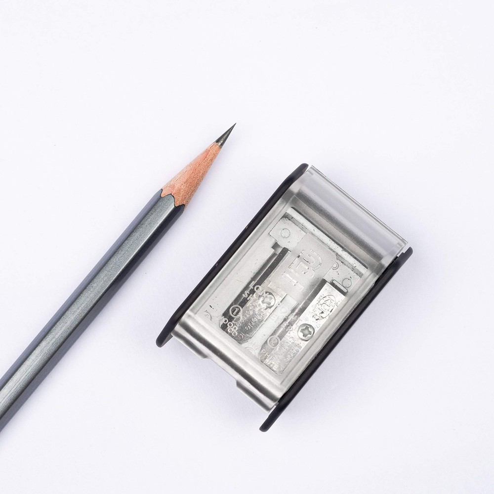 Blackwing Pencil Sharpener, Two-Step Sharpener, Black 104285
