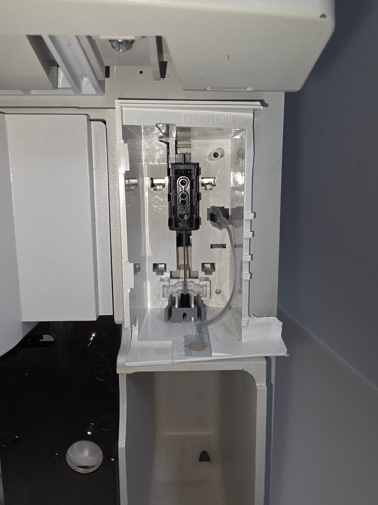 Siemens - RAPIDPoint 500 - Blood Gas Analyzer Bar Code Reader Touchscreen LCD