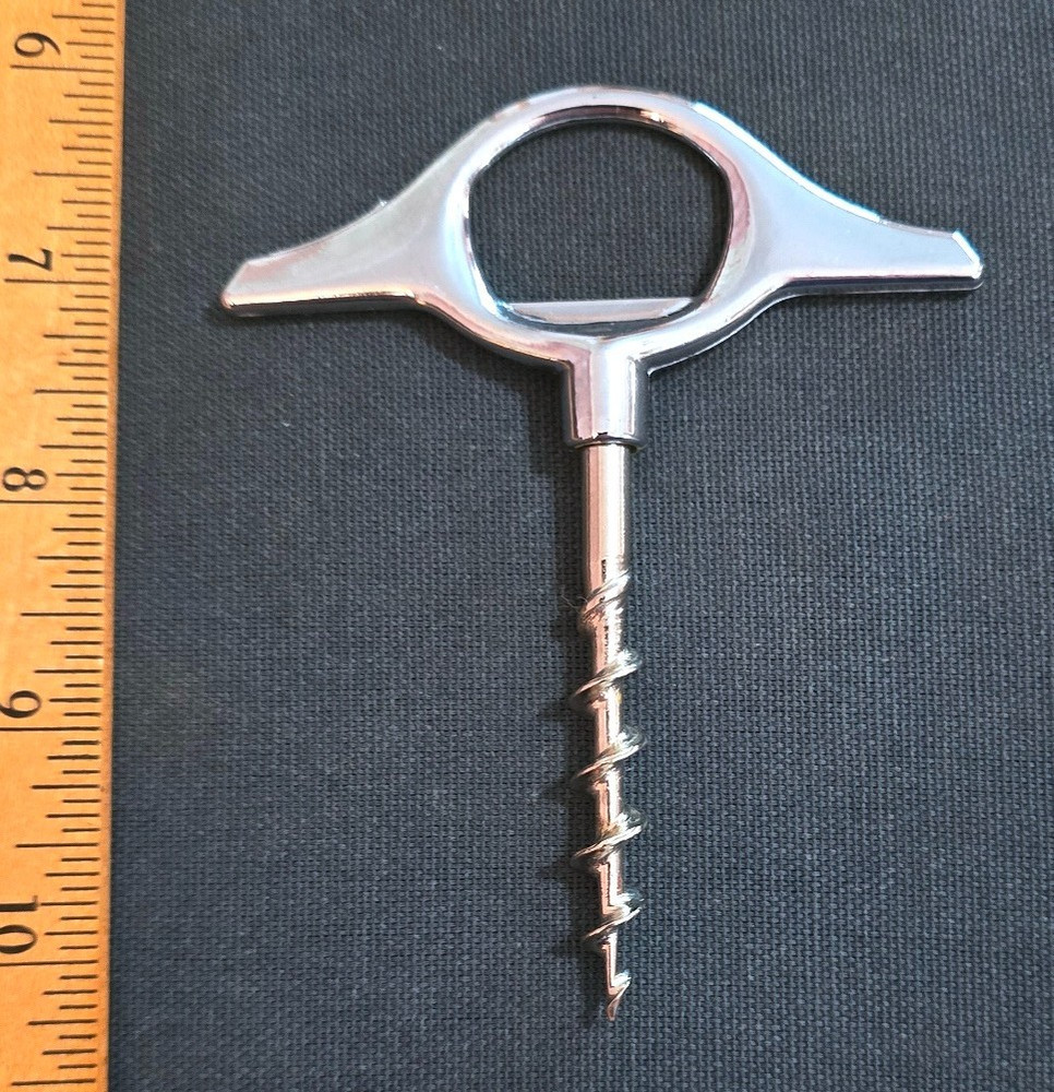 Handy Metal Kitchen Corkscrew