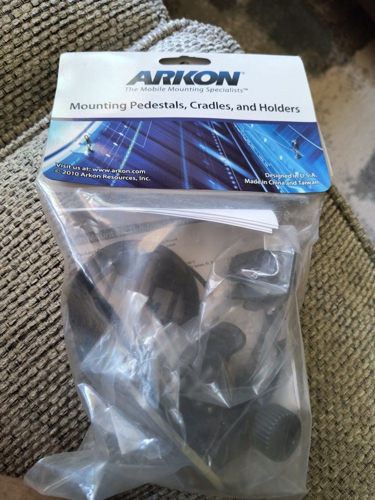 ARKON TTEP115 TomTom EasyPort WINDSHIELD Dash Mount